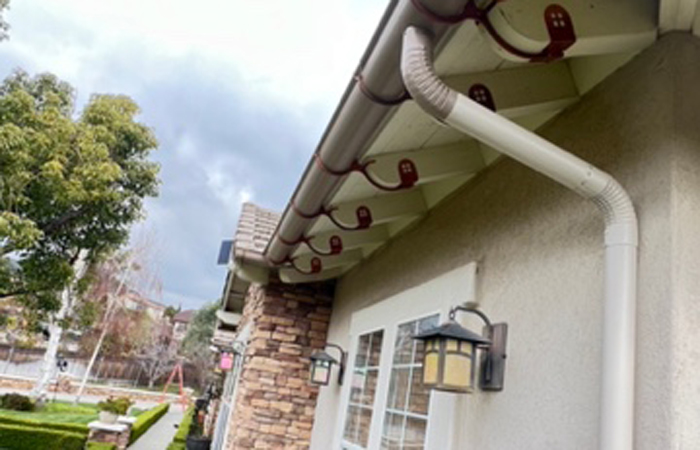 rain gutter company in riverside california